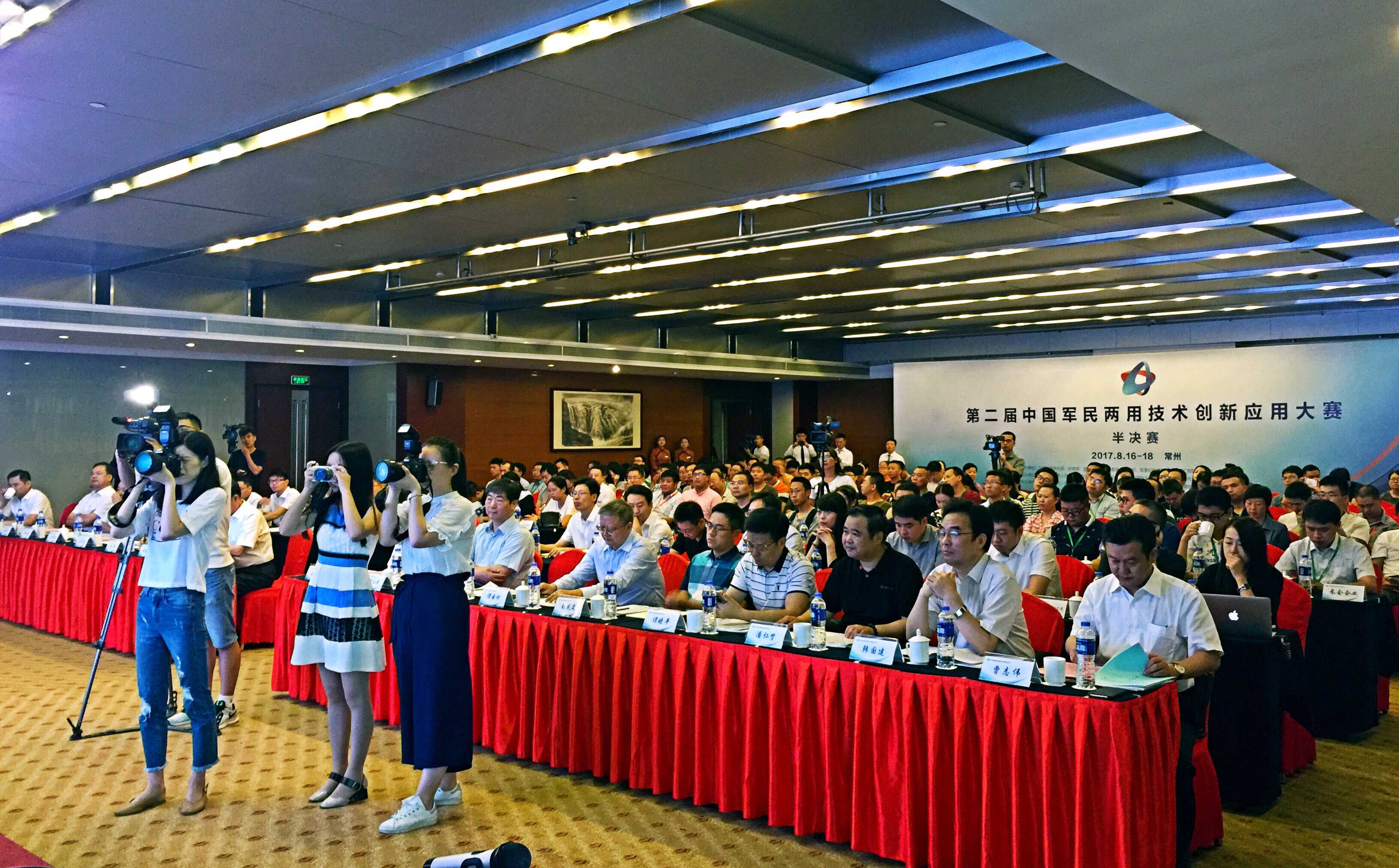 �ڶ����й��������ü�������Ӧ�ô�����������Ƚ�����