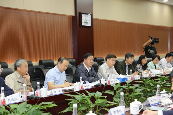 �����۸��й�������Ϣ��ҵ�������޹�˾����